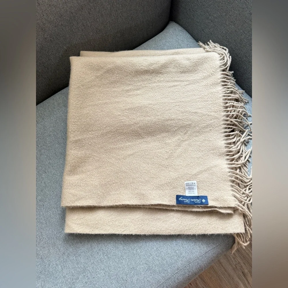 Cozy Fishers Finery 100% Pure Cashmere Fringe Throw, 445 GSM Weigh Warm Sand